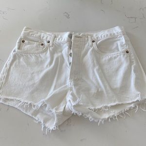Agolde white Parker jean shorts size 28